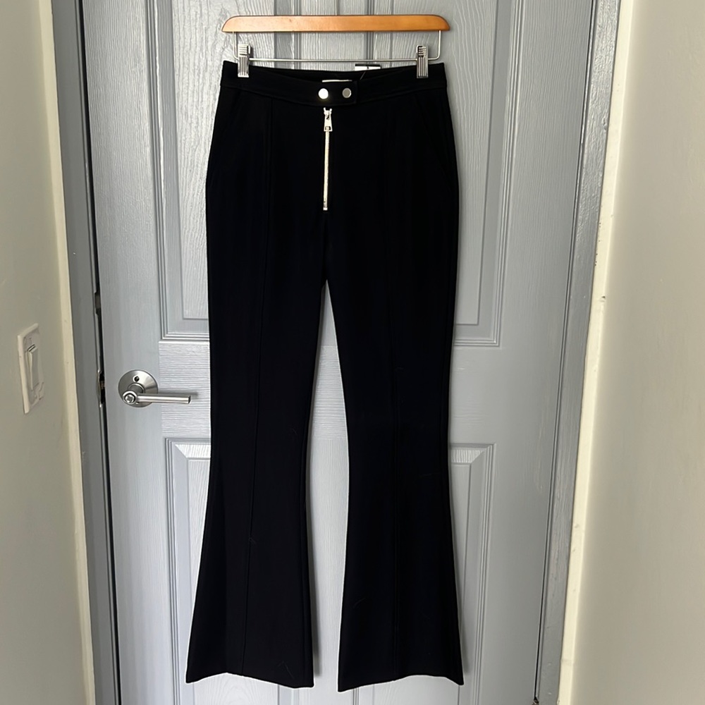 Elegant pants for women